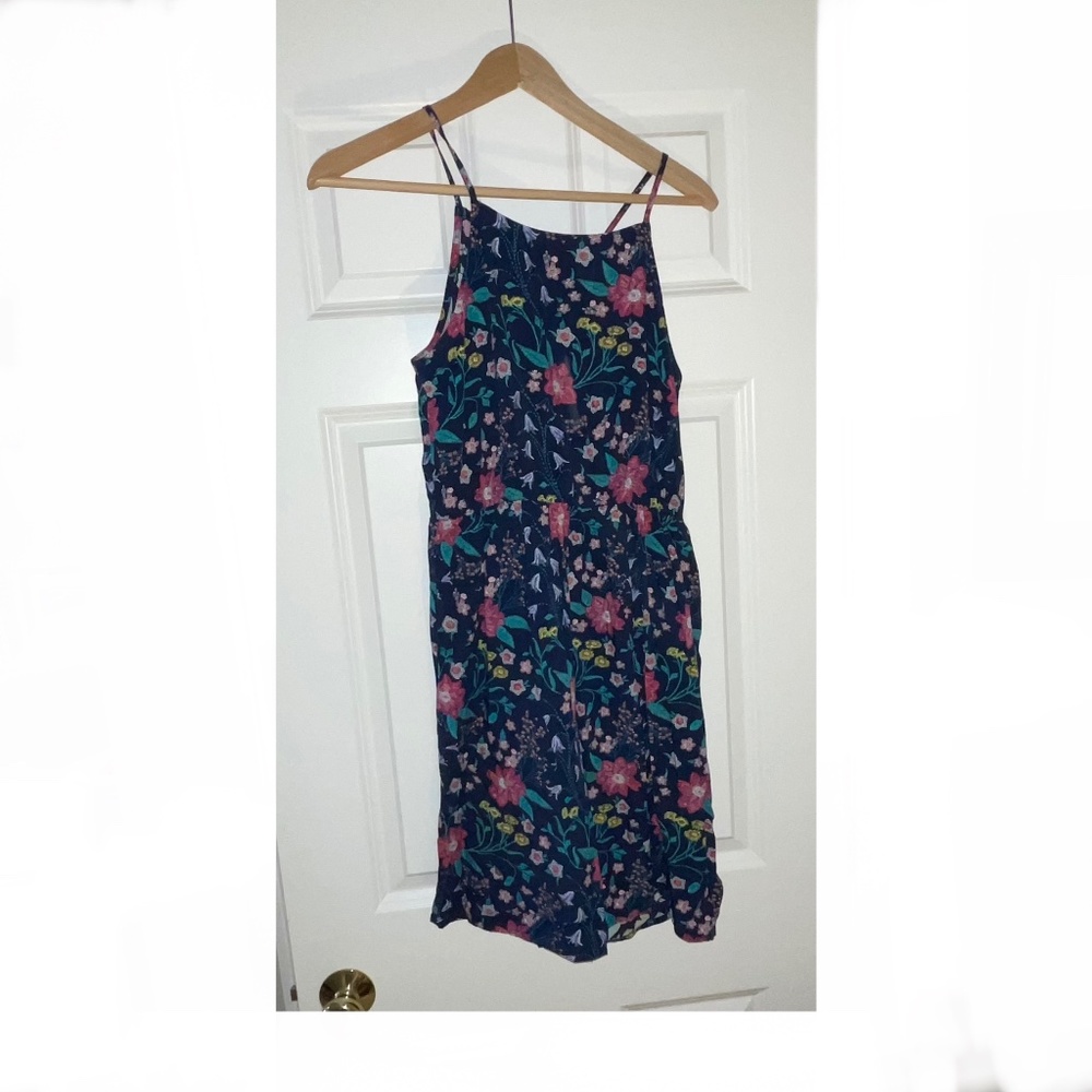 Old Navy Girls XXL strappy lined dress. Blue with flowers . EUC. Worn once